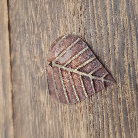 Bohemian leaf copper pendant - Picture 1 of 2